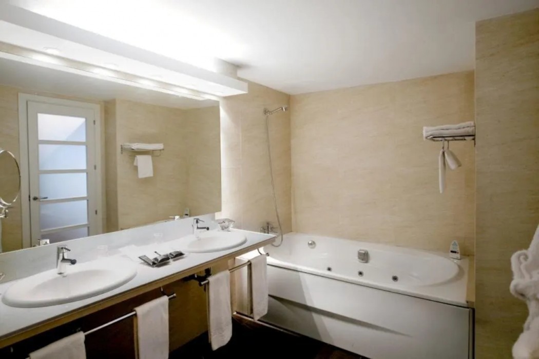 B&B HOTEL Tarragona Valls 14/40