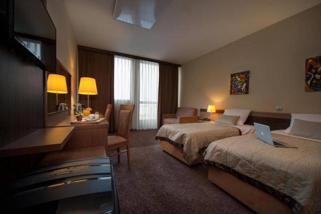 Hotel Kras 8/61