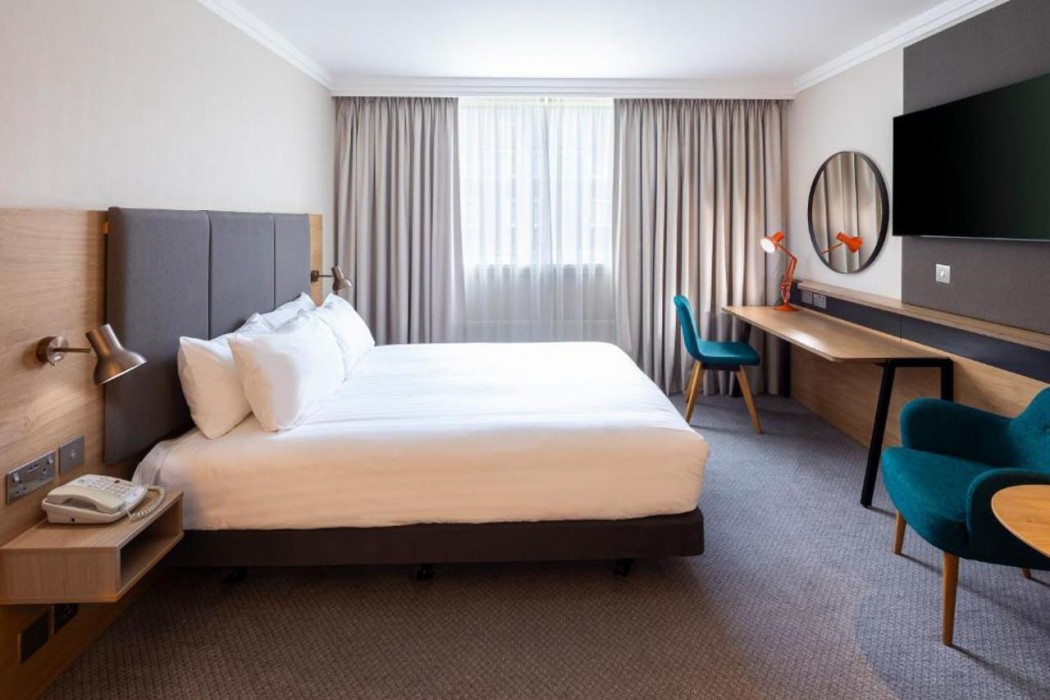 Holiday Inn High Wycombe M40 Jct. 4 13/59