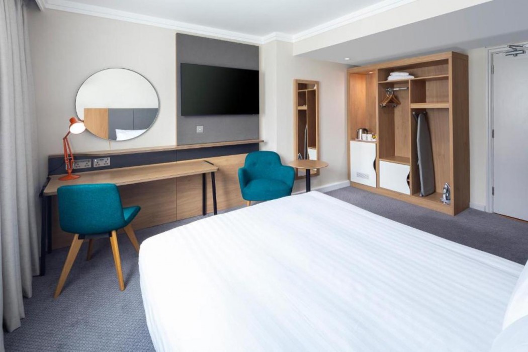 Holiday Inn High Wycombe M40 Jct. 4 11/59
