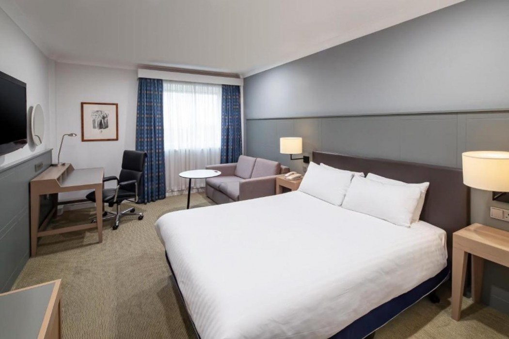 Holiday Inn Hull Marina 12/43