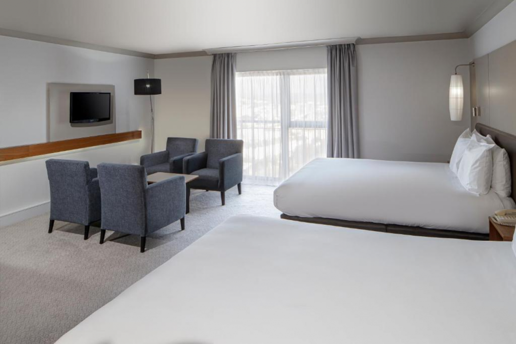Crowne Plaza Plymouth, an IHG Hotel 15/70