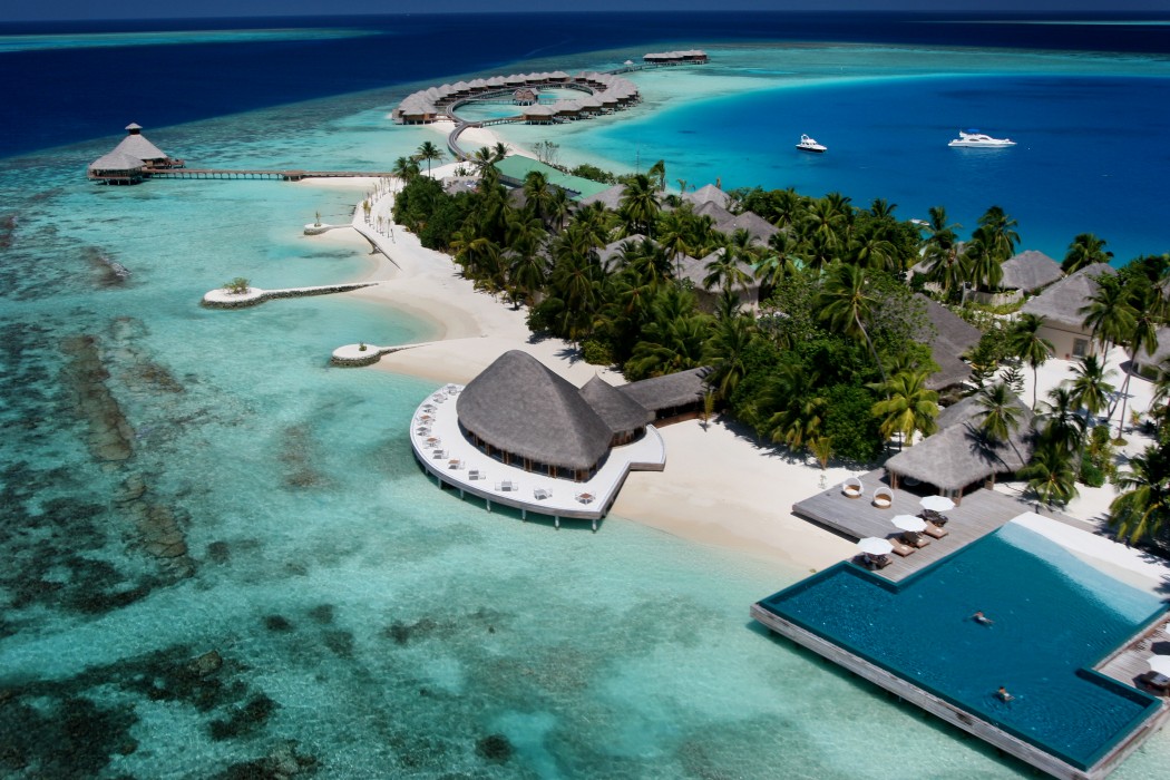 Huvafen Fushi 2/105