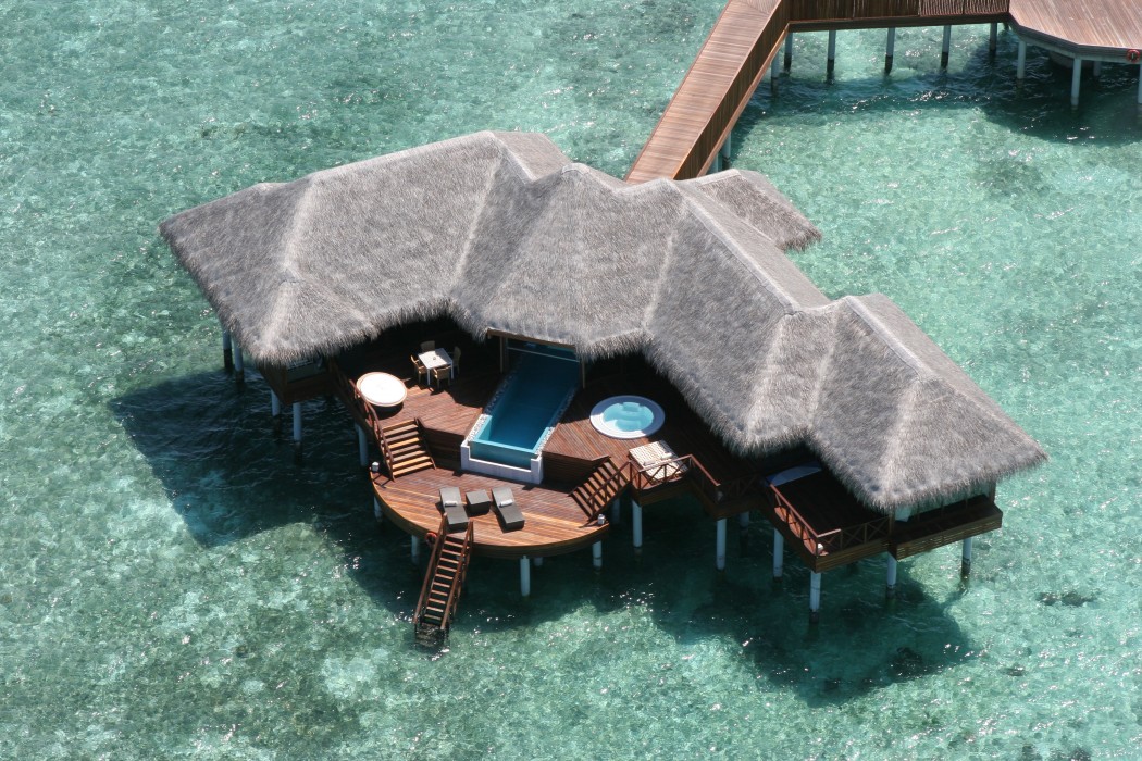 Huvafen Fushi 6/105
