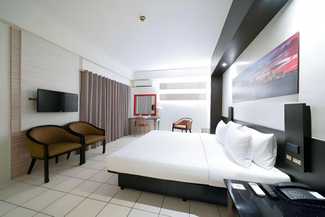Executive Hotel Manila 11/47