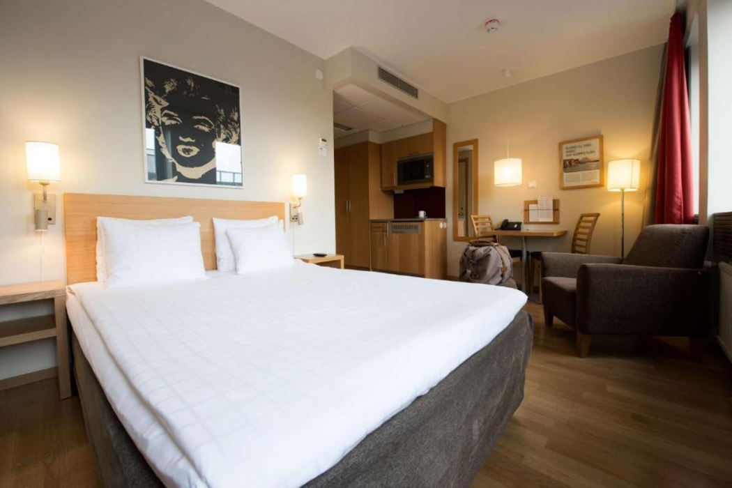 Sky Hotel Apartments Malmo City 4/19