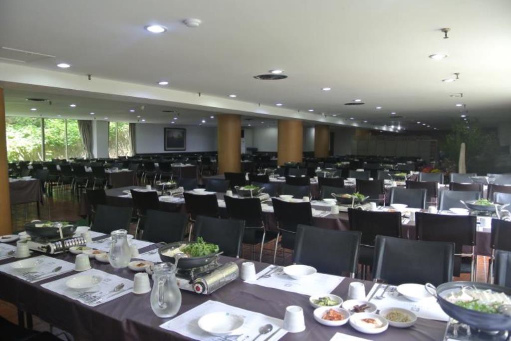 Lake Hills Hotel Songnisan 17/35