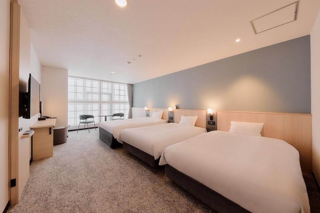 Large Twin 39 Square Meters Extra bed will be arranged for 4