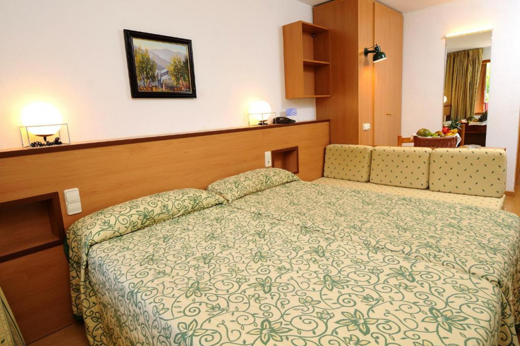 Evenia Monte Alba Hotel 10/53