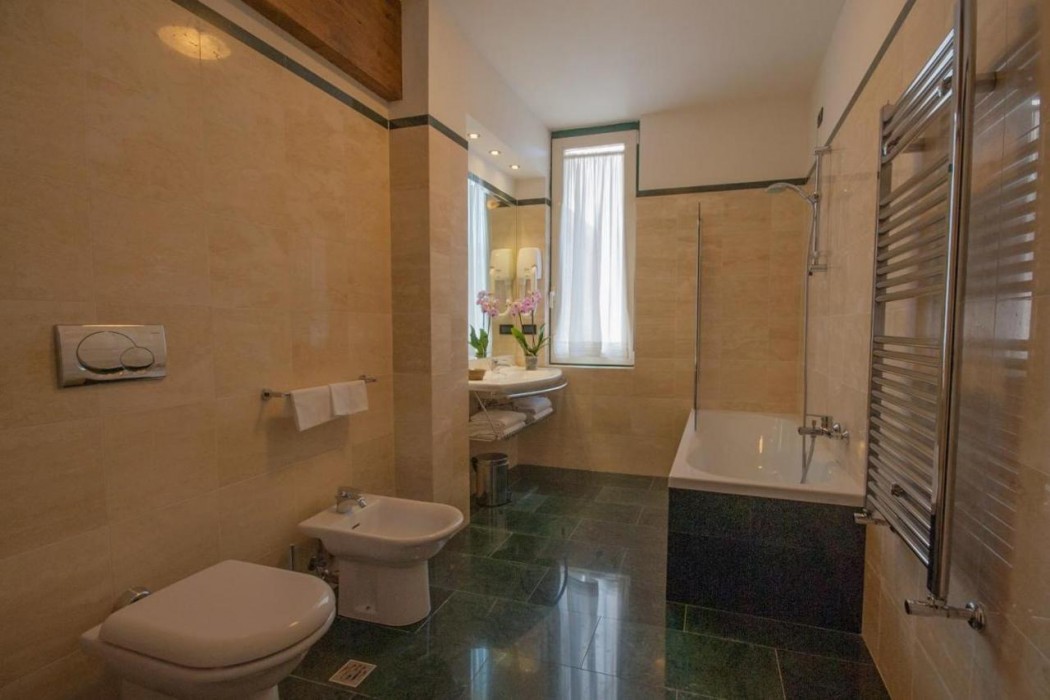 Hotel La Pergola 24/48