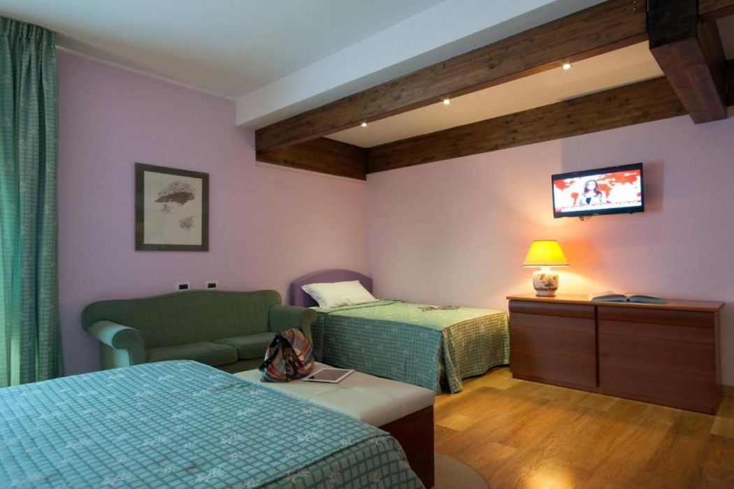 Hotel La Pergola 16/48