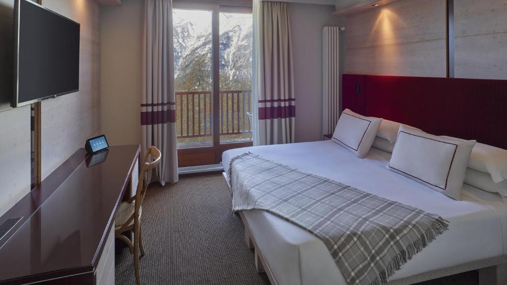 Room at Hotel Sansicario Majestic, CESANA TORINESE