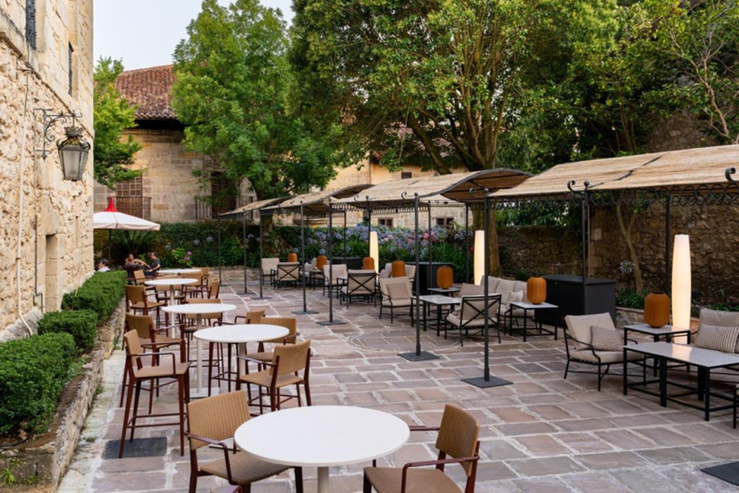 PARADOR DE SANTILLANA GIL BLAS 27/38