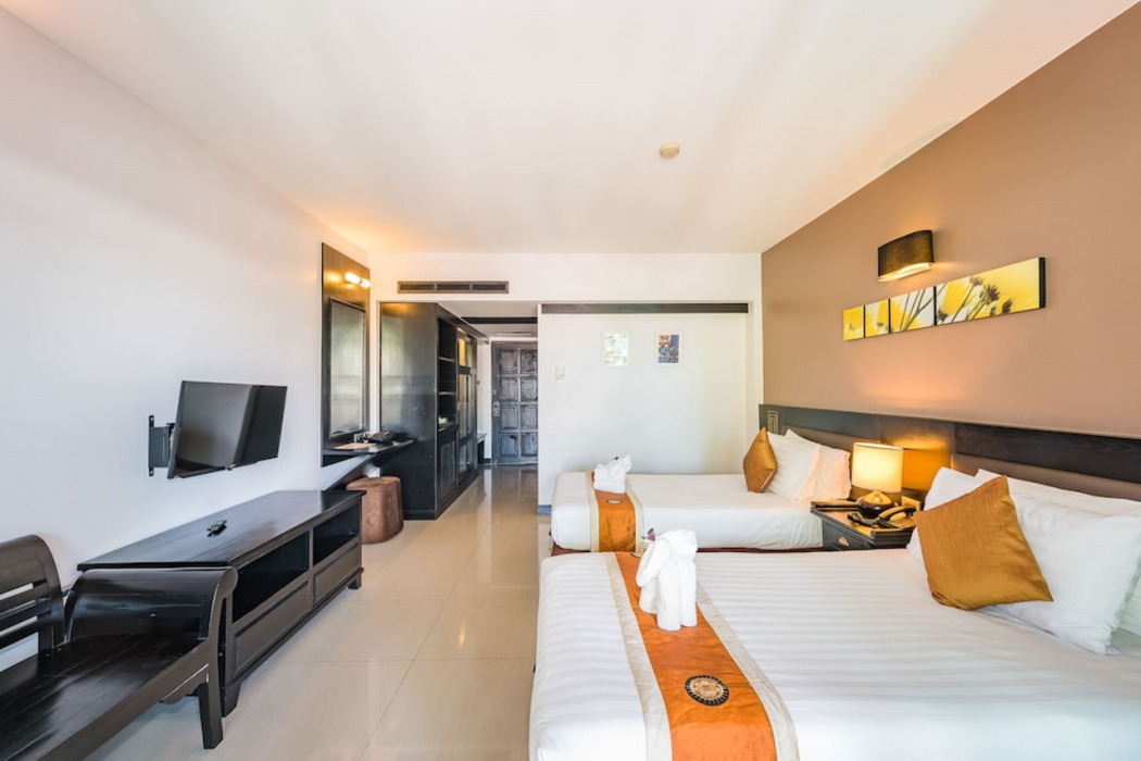 Princess Kamala Beachfront Hotel Phuket 35/92