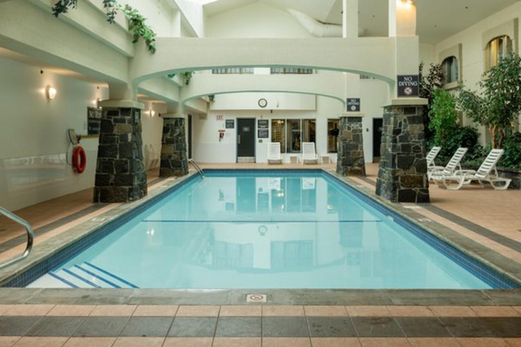 Rundlestone Lodge Hotel 55/88
