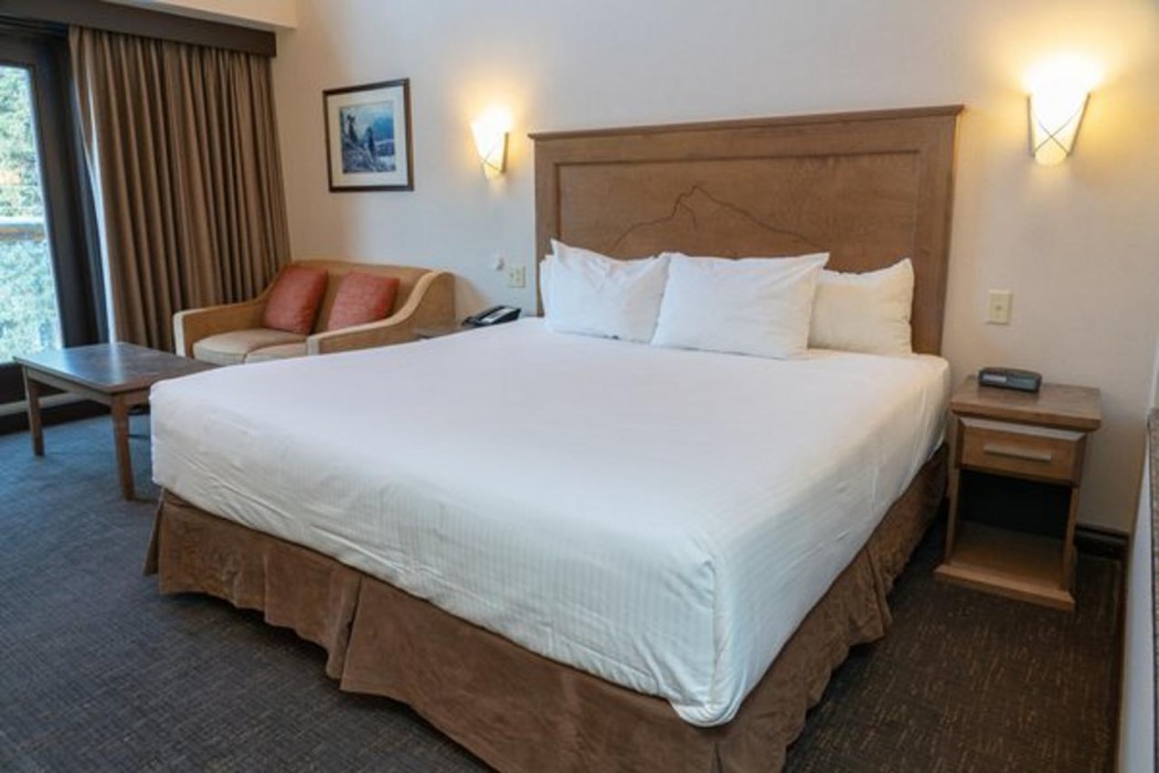Rundlestone Lodge Hotel 32/88