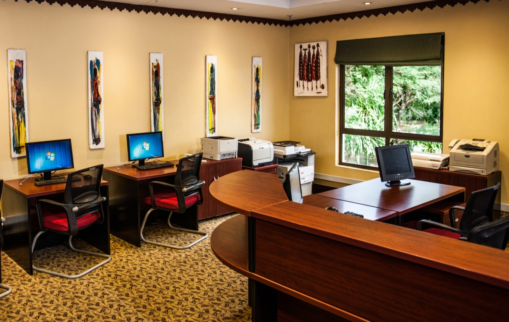 Southern Sun Dar Es Salaam hotel 24/61