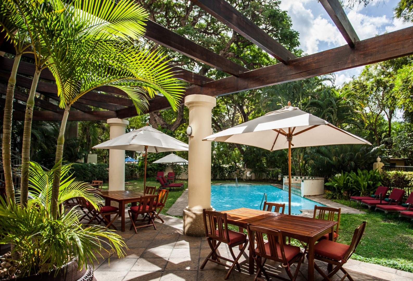 Southern Sun Dar Es Salaam hotel 25/61