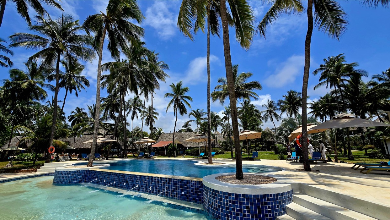 Bluebay Beach Resort & Spa 20/52