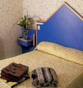 Kyriad Direct Tours Sud Chambray Les Tours 10/58