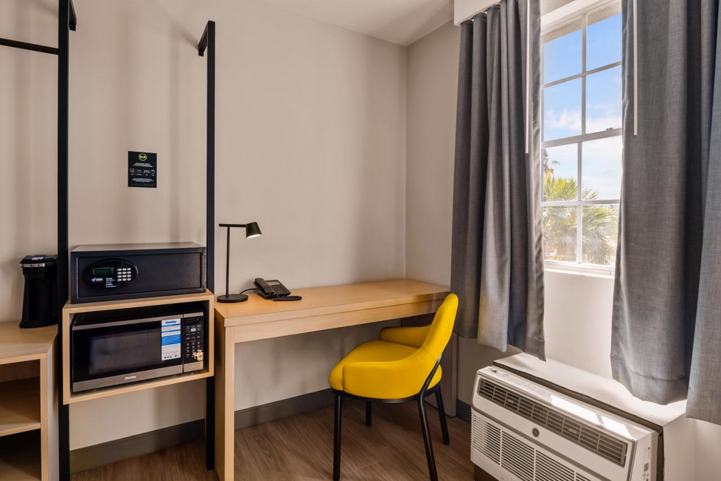 B&B HOTEL Jacksonville Airport 72/91