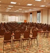 Holiday Inn Express & Suites Jacksonville SE- Med Ctr Area 23/55