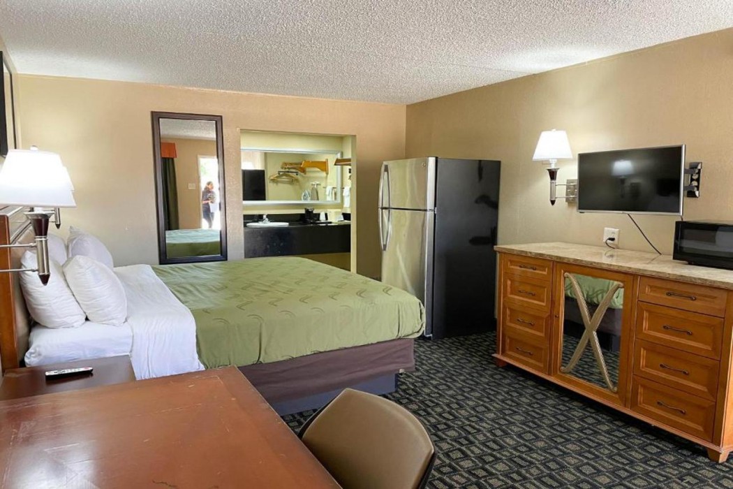 Studio6 Suites North Richland Hills, TX 12/24