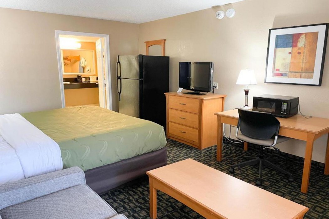 Studio6 Suites North Richland Hills, TX 10/24