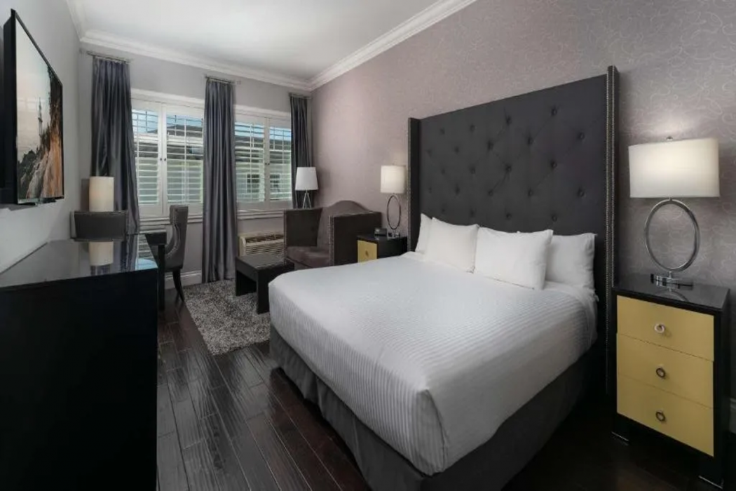 Prestige Oceanfront Resort, WorldHotels Luxury 8/32