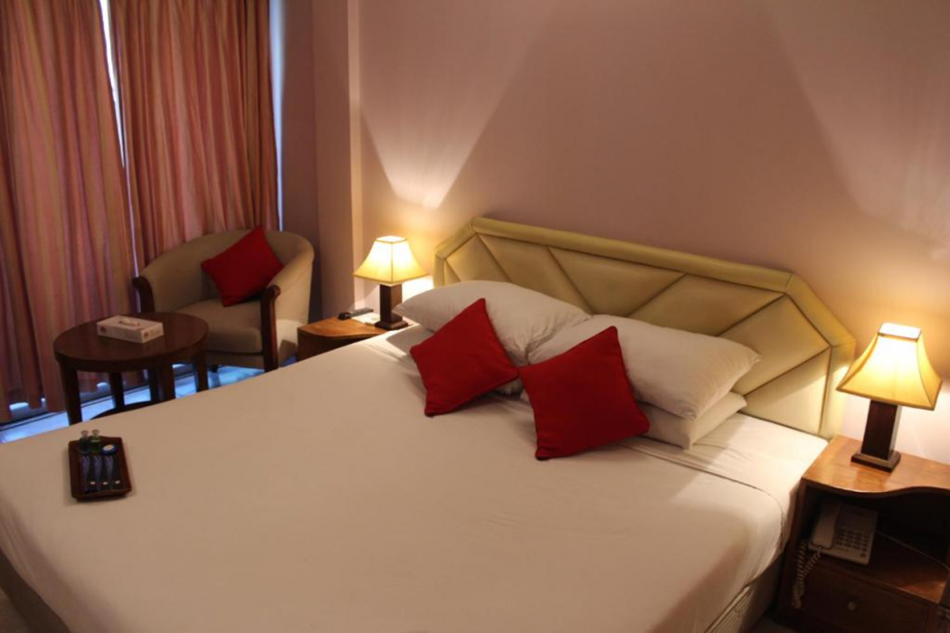 Hotel Sea Crown 10/48