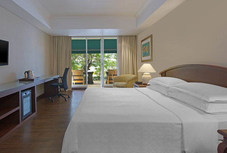 Sheraton Jakarta Soekarno Hatta Airport 13/68