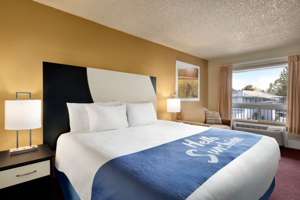Days Inn by Wyndham Bend 14/49