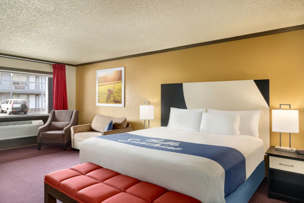 Days Inn by Wyndham Bend 21/49