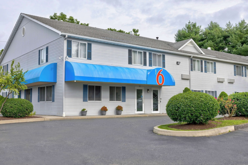 Motel6 Bethel, CT - Danbury 1/28