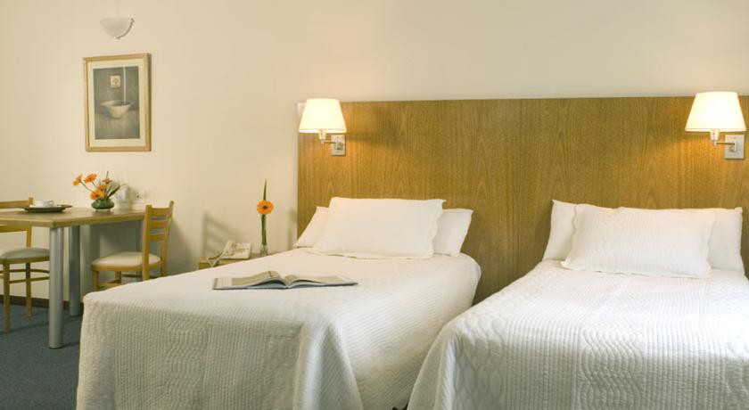 ASPEN SUITES 16/44