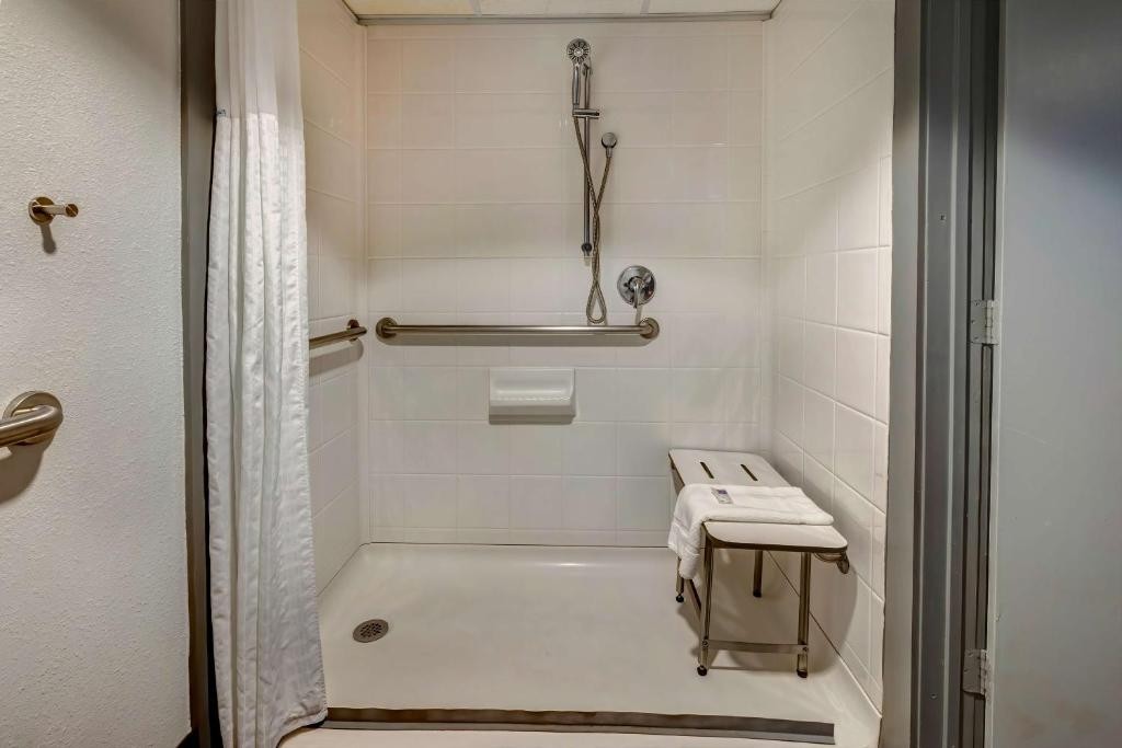 Motel6 Arlington, TX - Entertainment District 24/34