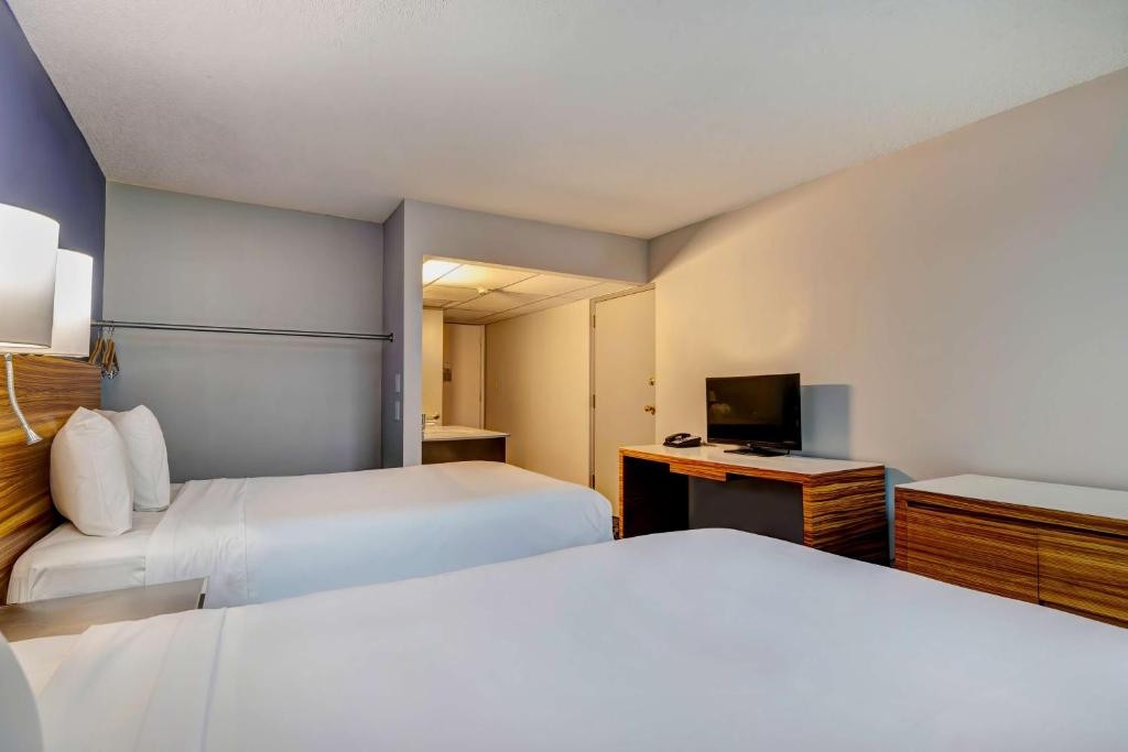 Motel6 Arlington, TX - Entertainment District 20/34