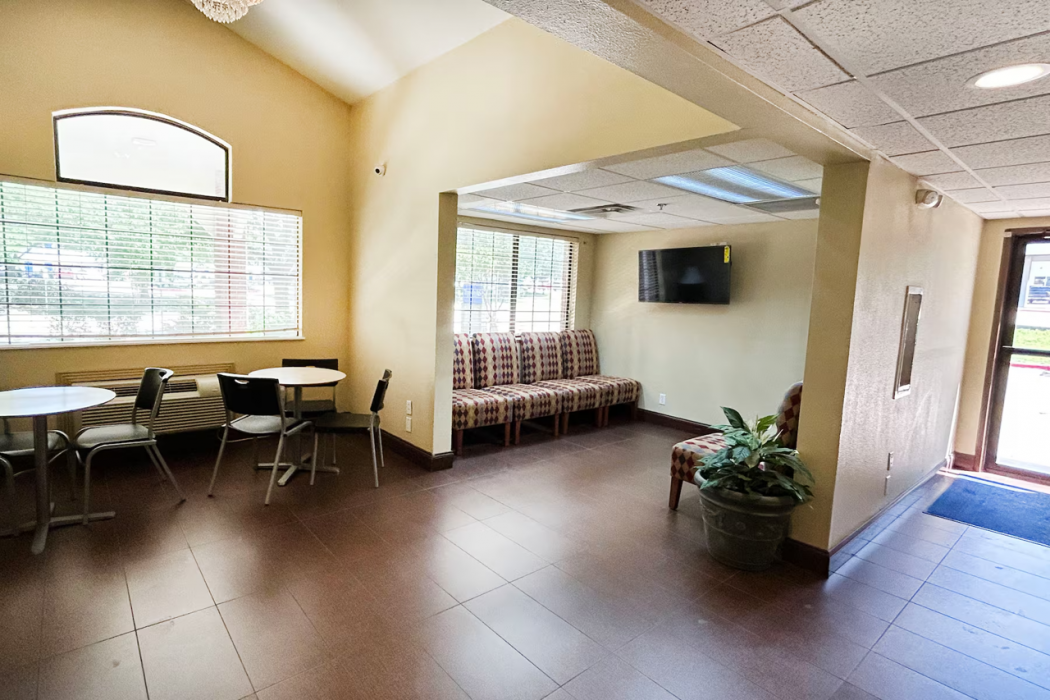 Travelodge by Wyndham Arlington/Dallas Area 2/12