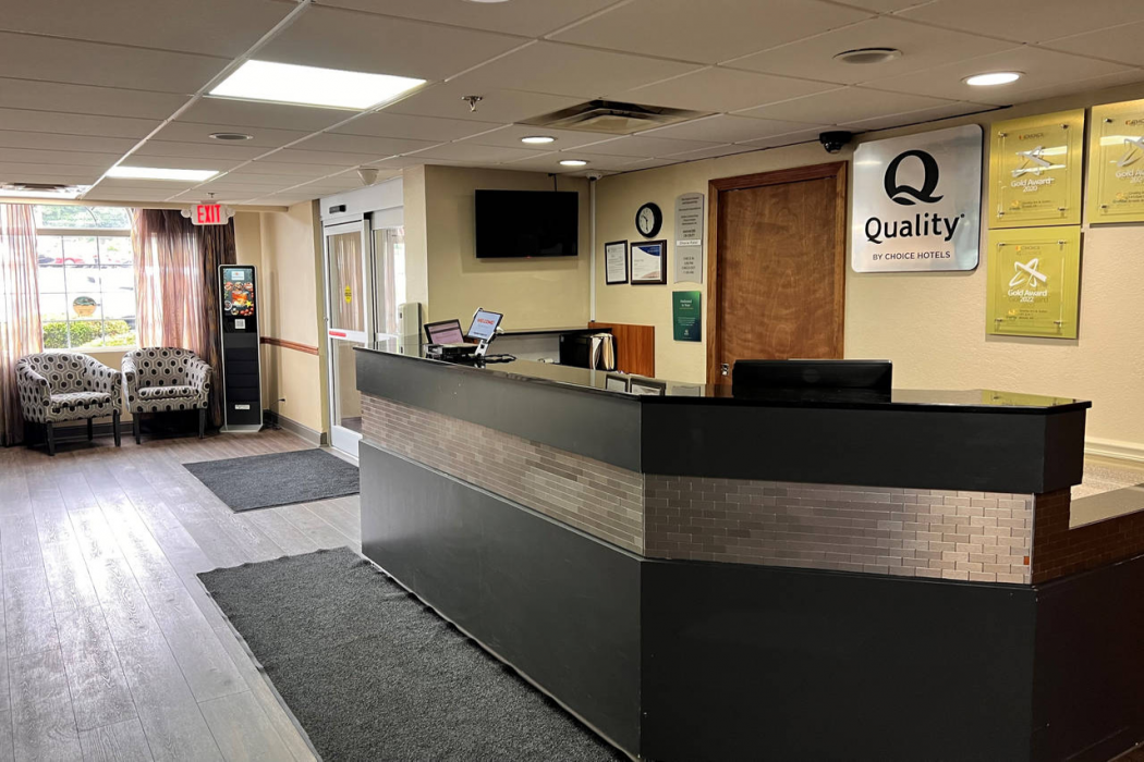 Quality Inn & Suites Bristol North 3/32
