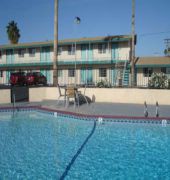 Rodeway Inn & Suites Blythe I-10, CA 4/10