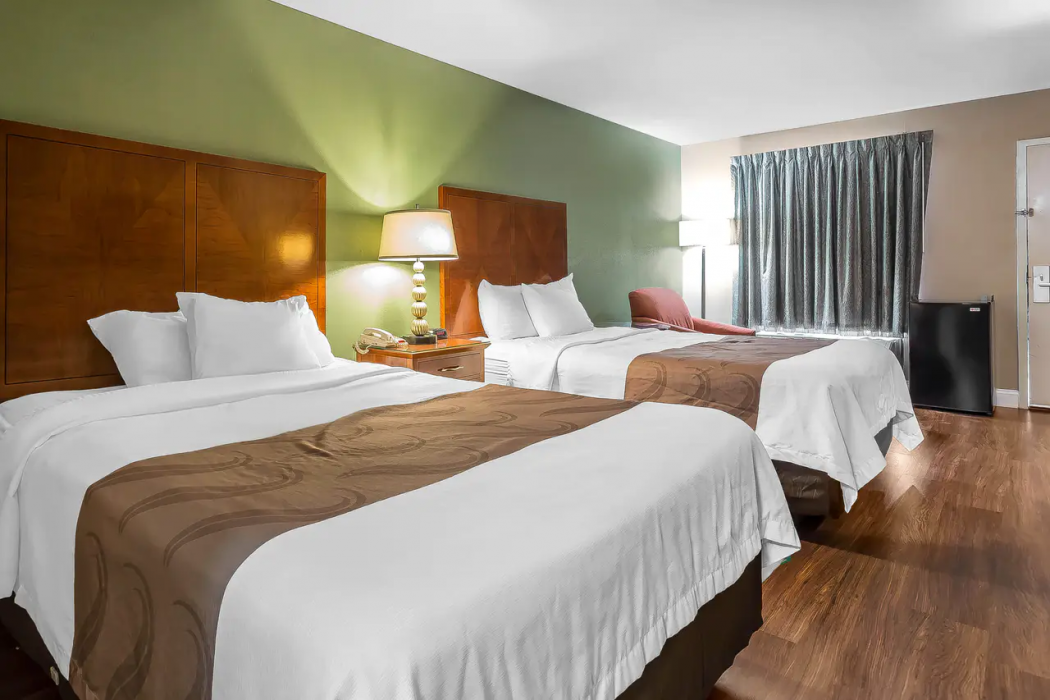 Quality Inn & Suites near Robins Air Force Base 14/21