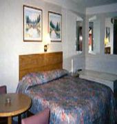 Knights Inn Detroit South 13/34