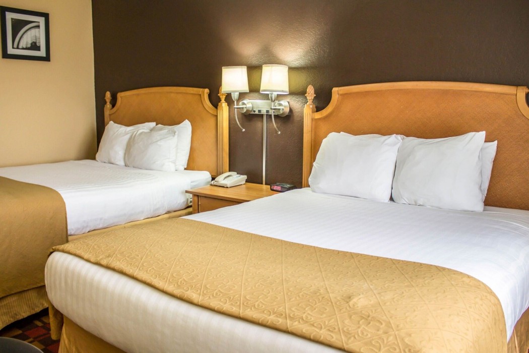 Quality Inn Hall Of Fame 15/33