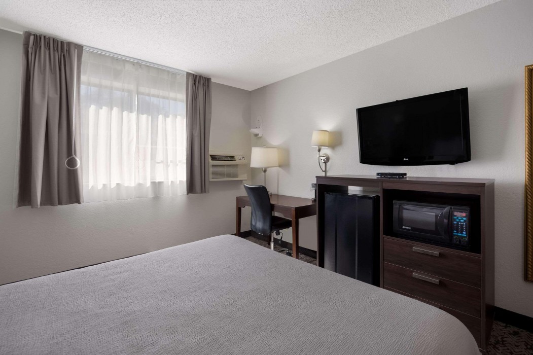 Quality Inn Hall Of Fame 18/33