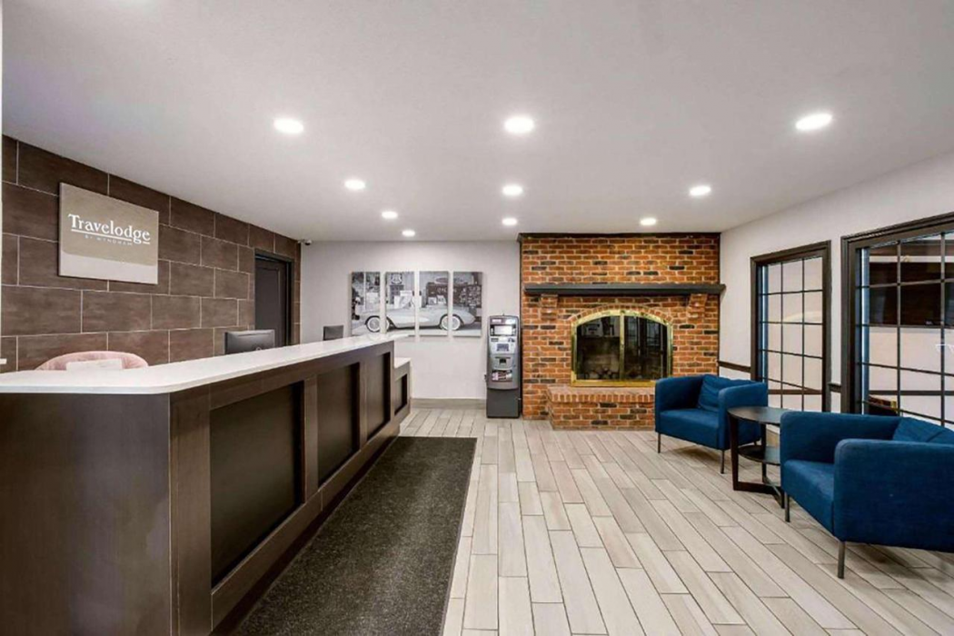 Travelodge by Wyndham Canton/Livonia Area, MI 2/38