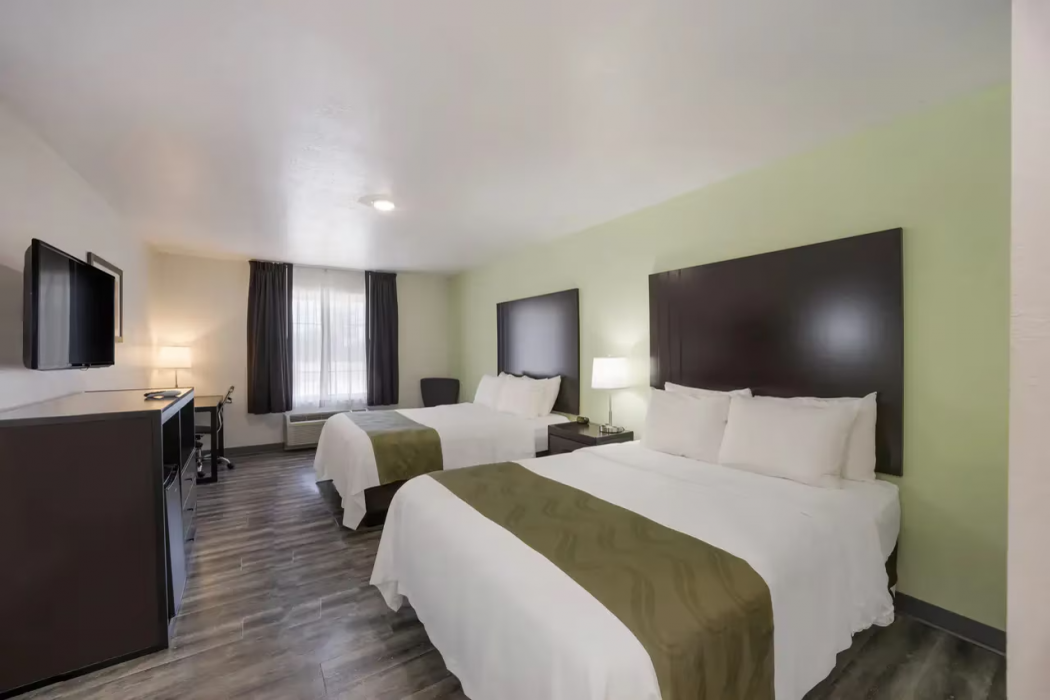 Quality Inn & Suites Clayton, NM 12/31