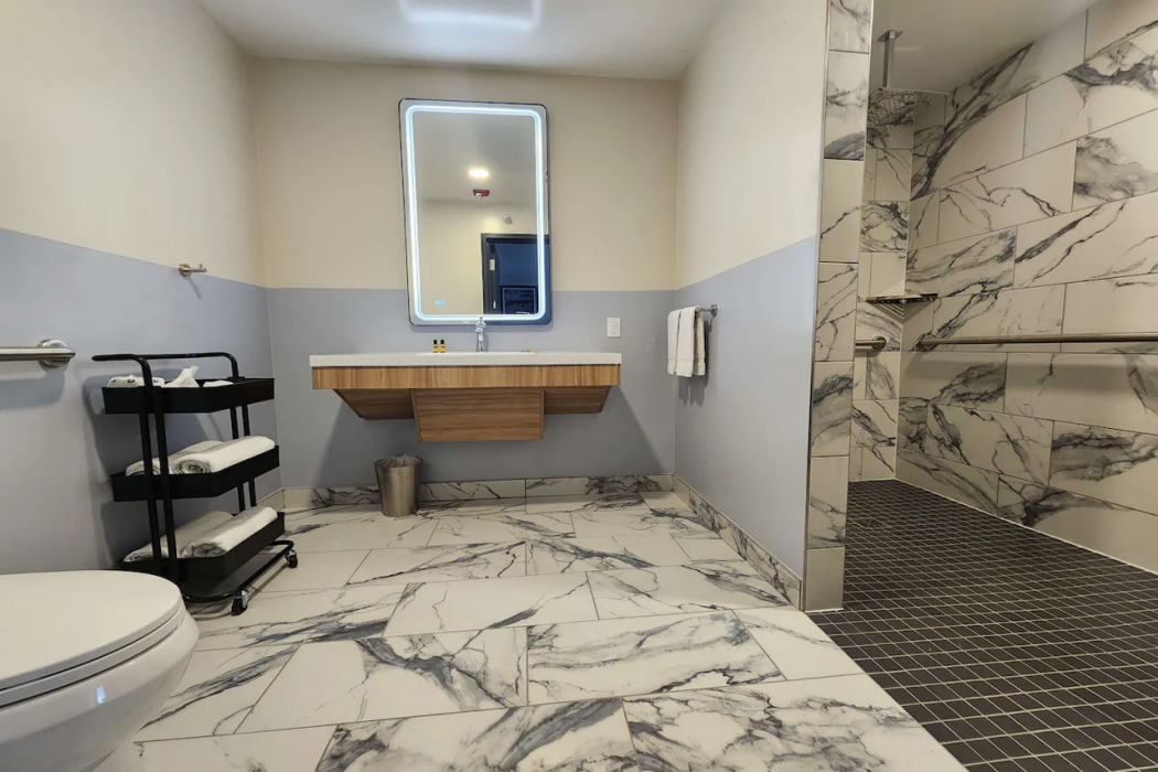 Best Western Buffalo Inn & Suites 11/19