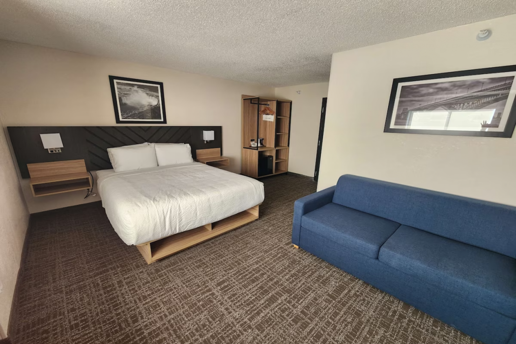 Best Western Buffalo Inn & Suites 12/19