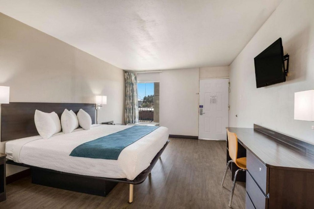Motel6 Tucson, AZ- Downtown 16/53