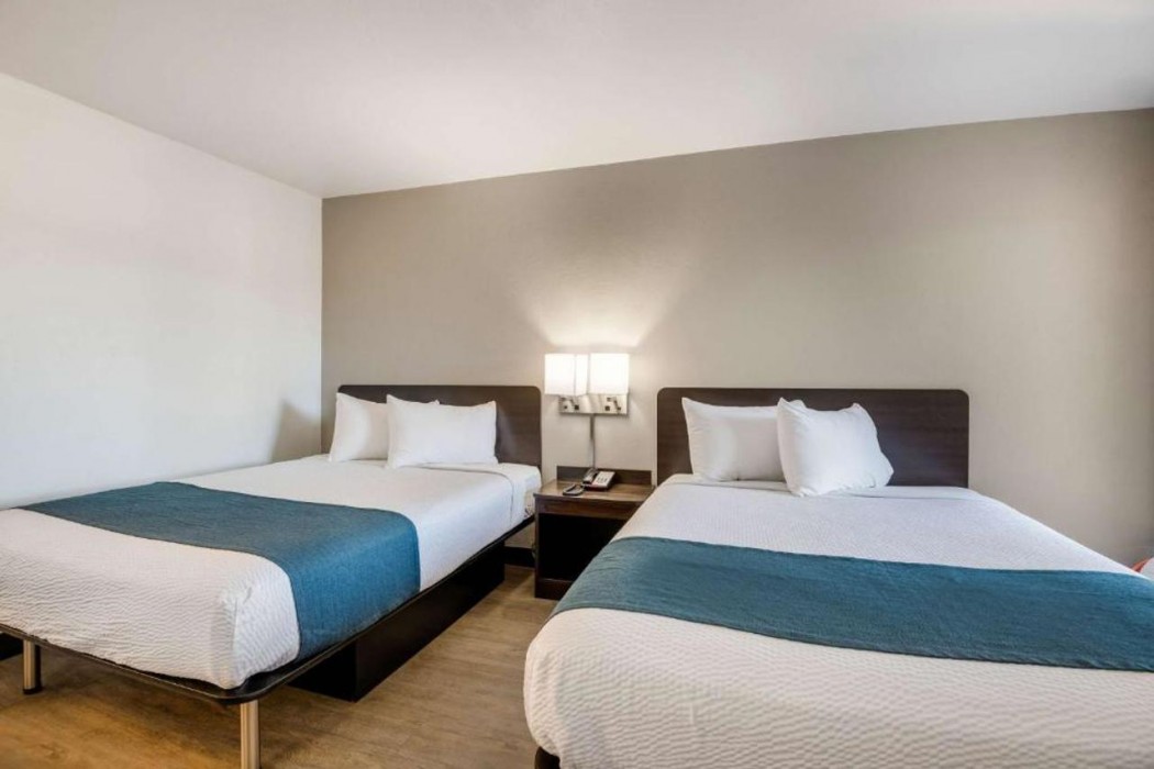 Motel6 Tucson, AZ- Downtown 21/53